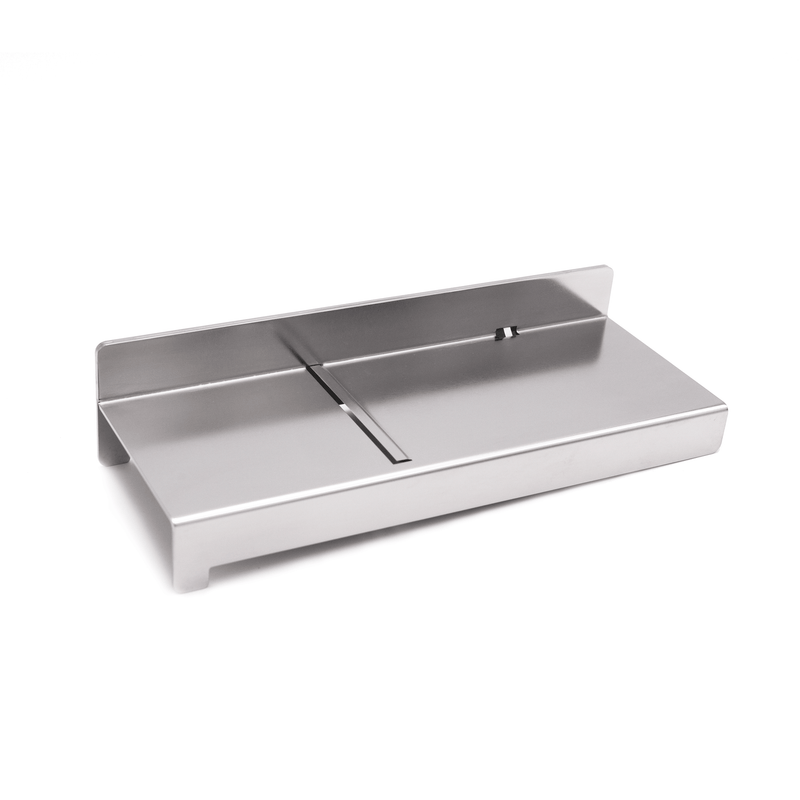 Heavy-duty bladeless stainless steel soap planer & beveler combo that never needs blade replacement. It evenly smoothes out surfaces and/or remove the sharp edges. It can also produce sample slices, create design elements or faceted look like gemstones.